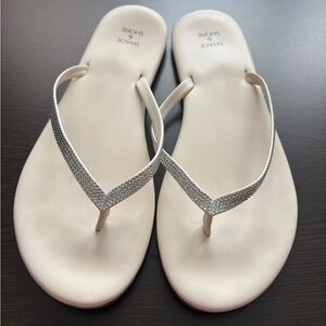 Women’s shade & shore Cali flip flop sandals size 9 target beige